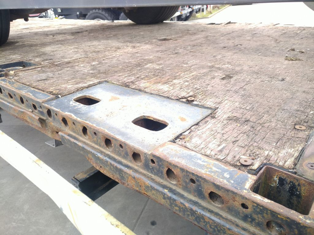 Бортовий напівпричіп/ Платформа Krone SDP27 TwistLocks 40"+ 20" BPW Lift Rungentaschen: фото 14