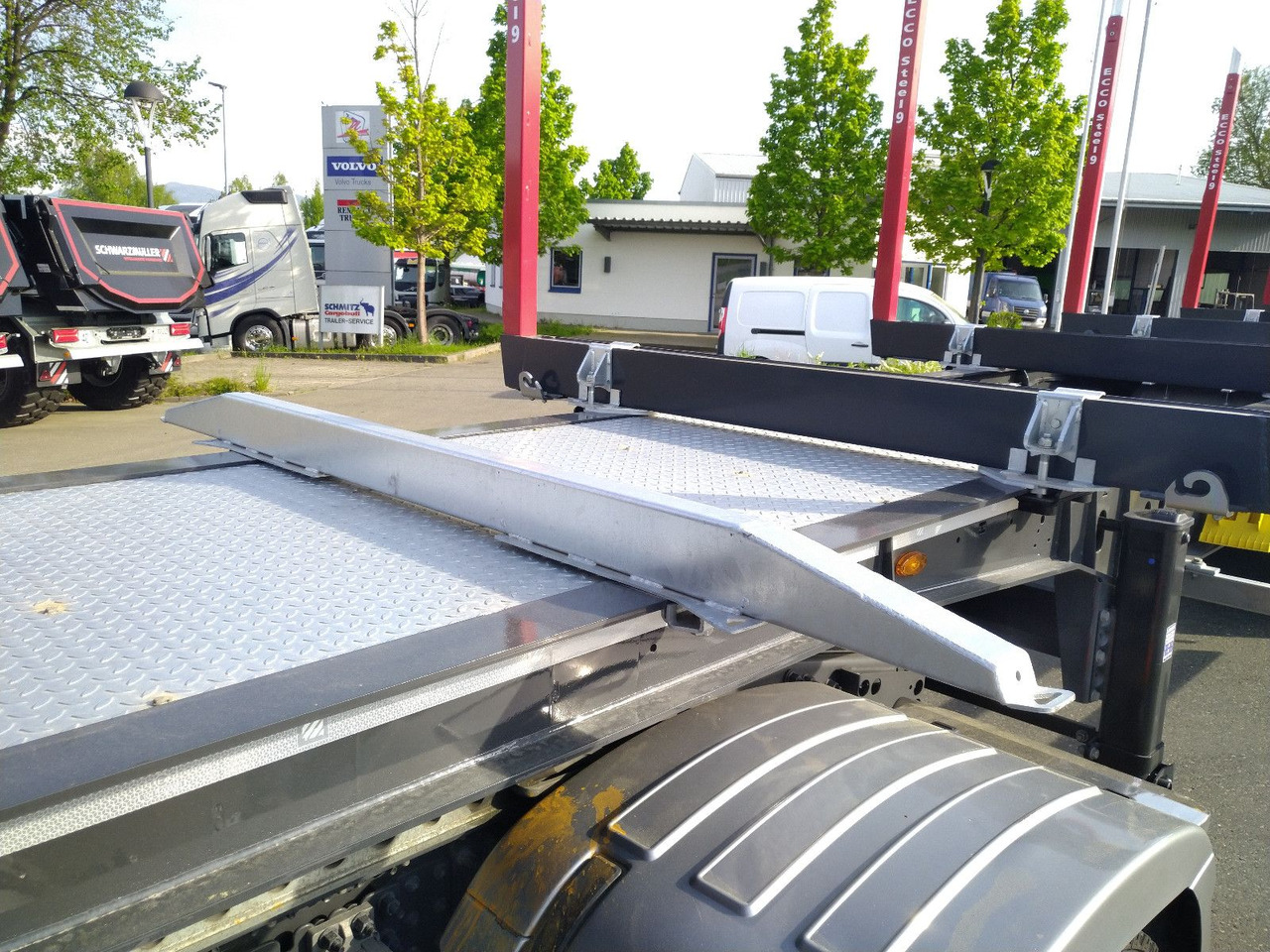 Новий Напівпричіп лісовоз Schwarzmüller 3-A Rungensattel 8xRungSchemel 5800kg NEU sofort Schwarzmüller 3-A Rungensattel 8xRungSchemel 5800kg NEU sofort: фото 10 Новий Напівпричіп лісовоз Schwarzmüller 3-A Rungensattel 8xRungSchemel 5800kg NEU sofort Schwarzmüller 3-A Rungensattel 8xRungSchemel 5800kg NEU sofort: фото 10