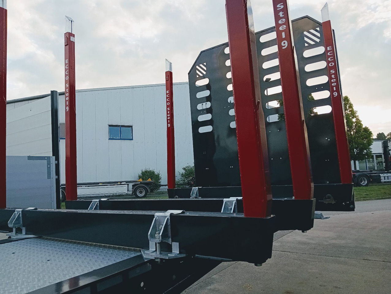 Новий Напівпричіп лісовоз Schwarzmüller 3-A Rungensattel 8xRungSchemel 5800kg NEU sofort Schwarzmüller 3-A Rungensattel 8xRungSchemel 5800kg NEU sofort: фото 26 Новий Напівпричіп лісовоз Schwarzmüller 3-A Rungensattel 8xRungSchemel 5800kg NEU sofort Schwarzmüller 3-A Rungensattel 8xRungSchemel 5800kg NEU sofort: фото 26