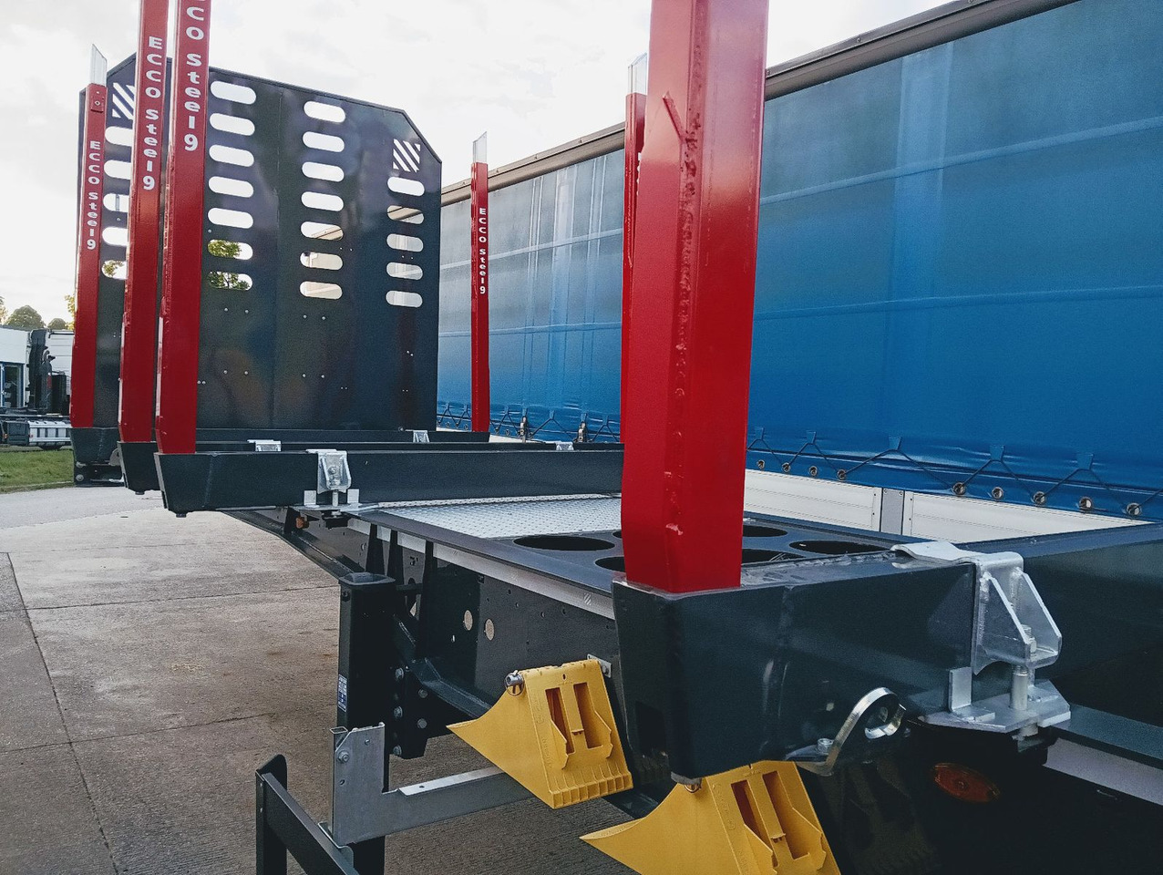 Новий Напівпричіп лісовоз Schwarzmüller 3-A Rungensattel 8xRungSchemel 5800kg NEU sofort Schwarzmüller 3-A Rungensattel 8xRungSchemel 5800kg NEU sofort: фото 24 Новий Напівпричіп лісовоз Schwarzmüller 3-A Rungensattel 8xRungSchemel 5800kg NEU sofort Schwarzmüller 3-A Rungensattel 8xRungSchemel 5800kg NEU sofort: фото 24