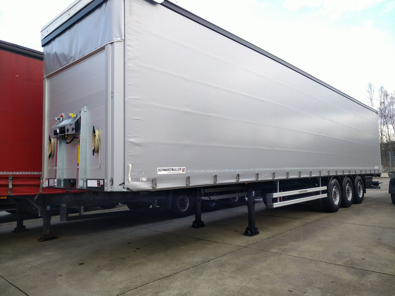 Schwarzmüller PowerLine LIFT/LENKACHSE HUBDACH 5880kg NEU - Тентований напівпричіп: фото 4 Schwarzmüller PowerLine LIFT/LENKACHSE HUBDACH 5880kg NEU - Тентований напівпричіп: фото 4