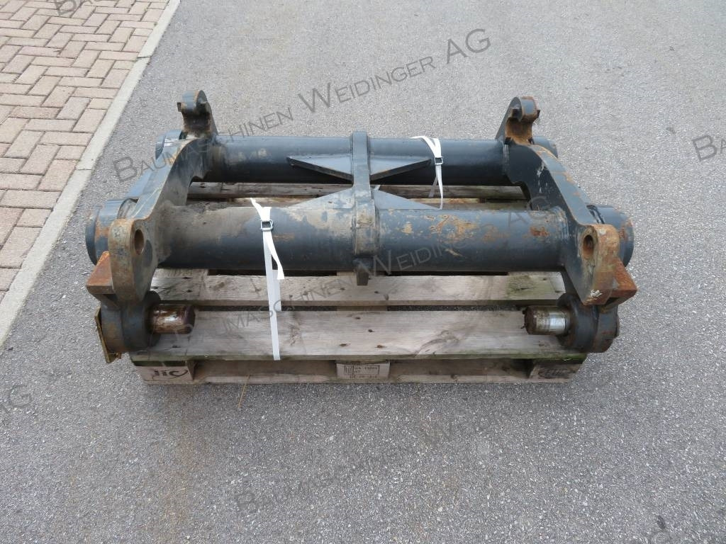 Volvo Adapter Aufnahme Volvo L60-L150 - Колісний навантажувач: фото 2 Volvo Adapter Aufnahme Volvo L60-L150 - Колісний навантажувач: фото 2