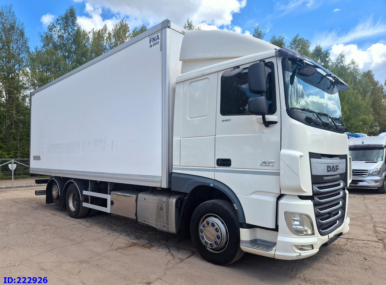 DAF XF 106 440 FAR 6x2 Euro6 - Ізотермічна вантажівка: фото 1 DAF XF 106 440 FAR 6x2 Euro6 - Ізотермічна вантажівка: фото 1