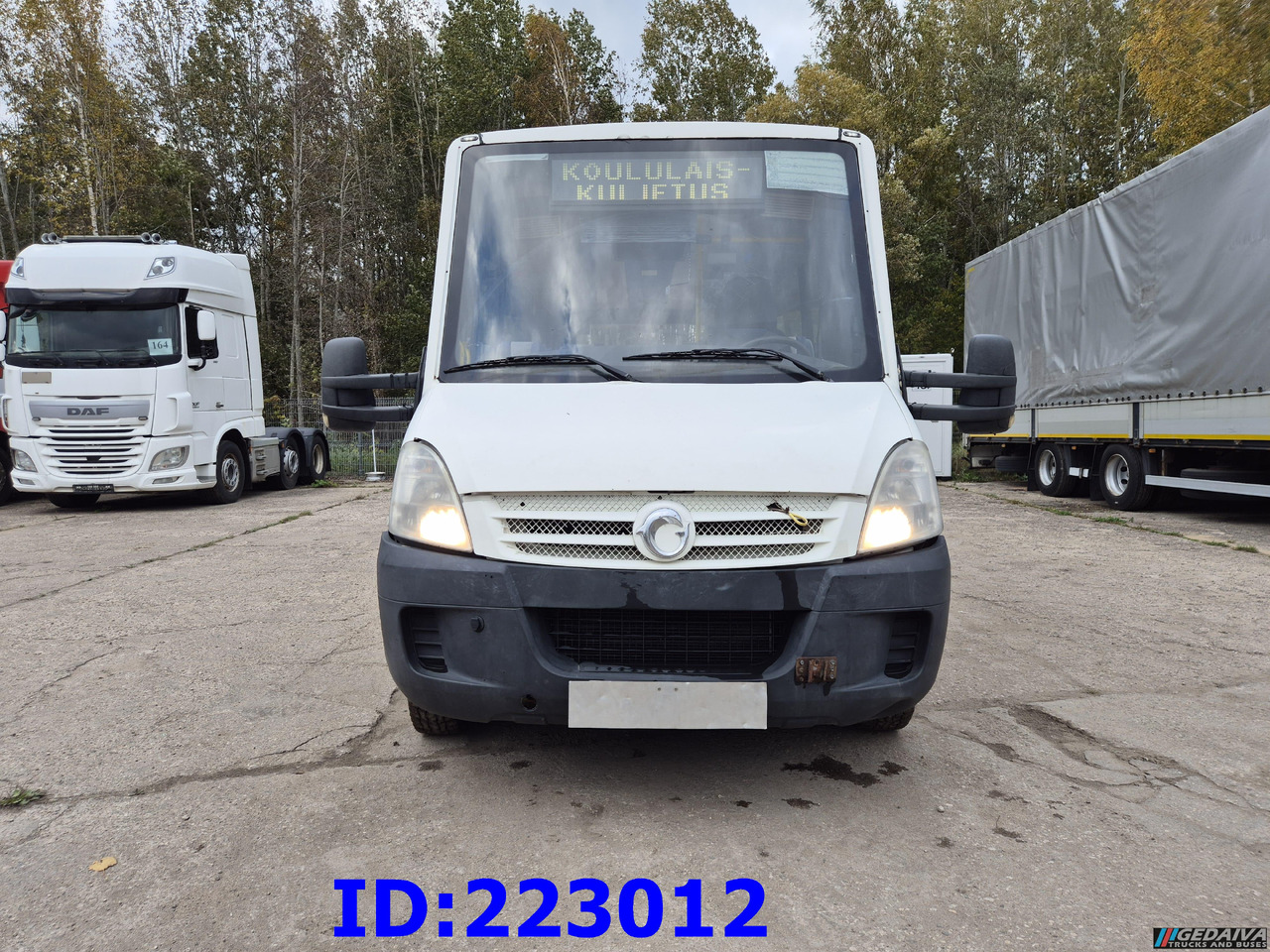 IVECO Daily 50C18 - 23-seater - Туристичний автобус: фото 2 IVECO Daily 50C18 - 23-seater - Туристичний автобус: фото 2