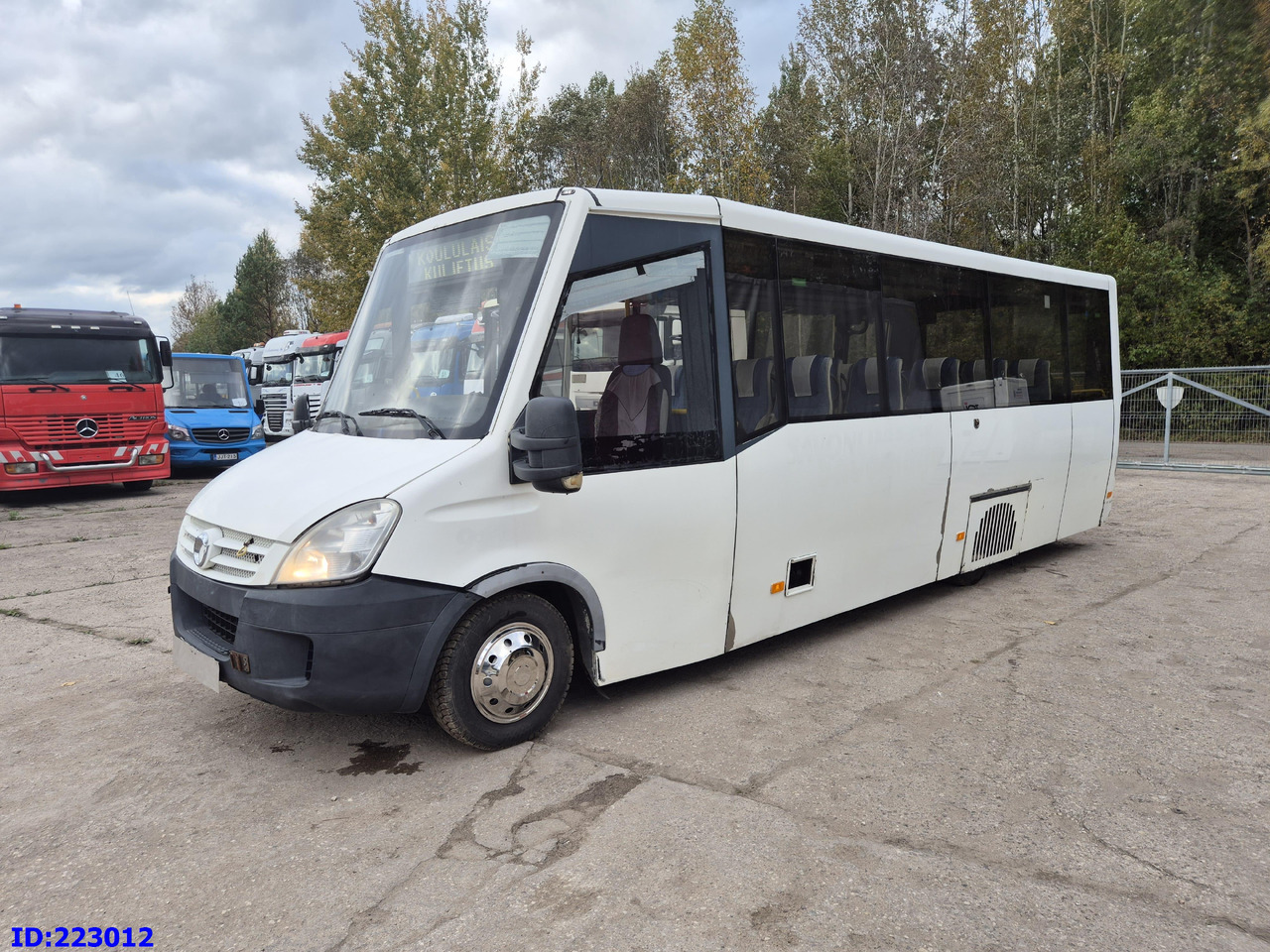 IVECO Daily 50C18 - 23-seater - Туристичний автобус: фото 1 IVECO Daily 50C18 - 23-seater - Туристичний автобус: фото 1