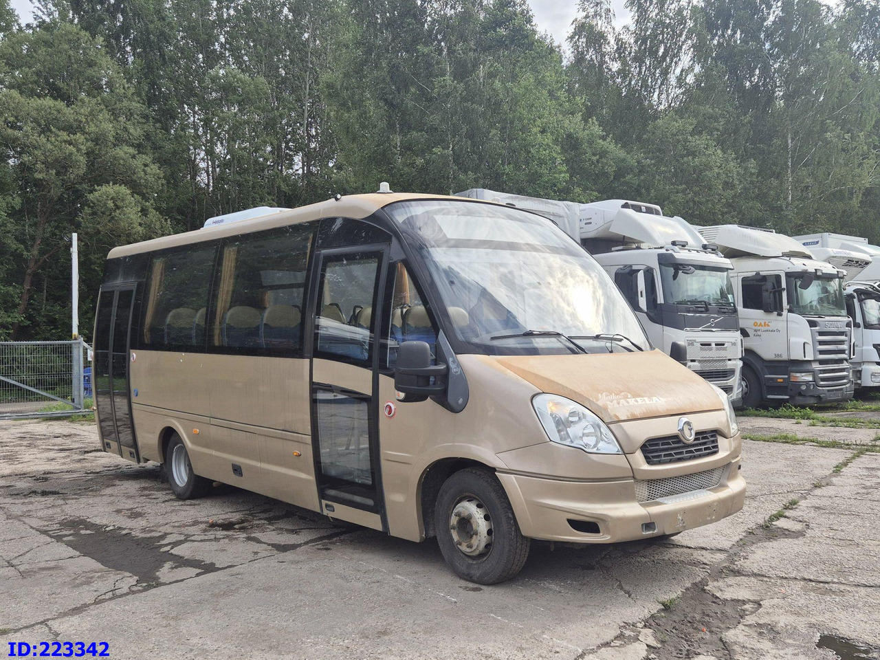 IVECO Rosero Euro5 34-Place (Gearbox defekt) - Туристичний автобус: фото 4 IVECO Rosero Euro5 34-Place (Gearbox defekt) - Туристичний автобус: фото 4