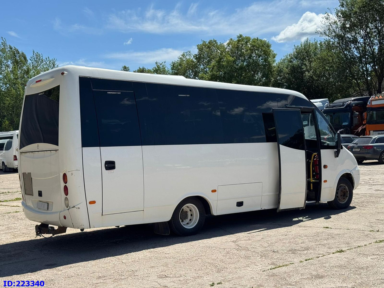 IVECO Wing Euro5 25 places - Туристичний автобус: фото 4 IVECO Wing Euro5 25 places - Туристичний автобус: фото 4