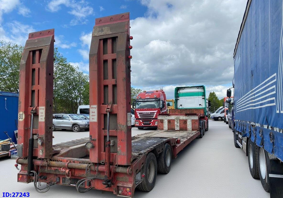 LANGENDORF Satbue 20/28 - Low bed - Низькорамна платформа напівпричіп: фото 5 LANGENDORF Satbue 20/28 - Low bed - Низькорамна платформа напівпричіп: фото 5