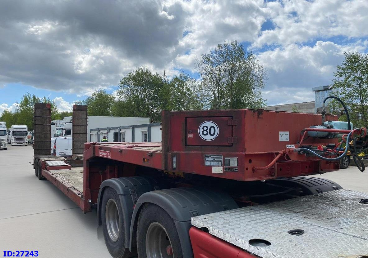 LANGENDORF Satbue 20/28 - Low bed - Низькорамна платформа напівпричіп: фото 2 LANGENDORF Satbue 20/28 - Low bed - Низькорамна платформа напівпричіп: фото 2