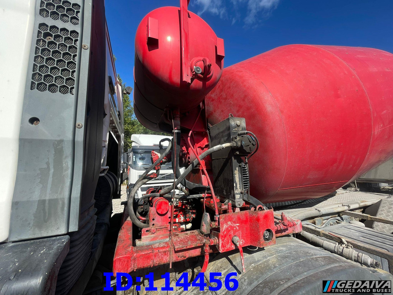MAN TGA 35.480 8X4 8m3 Manual - Автобетонозмішувач: фото 5 MAN TGA 35.480 8X4 8m3 Manual - Автобетонозмішувач: фото 5