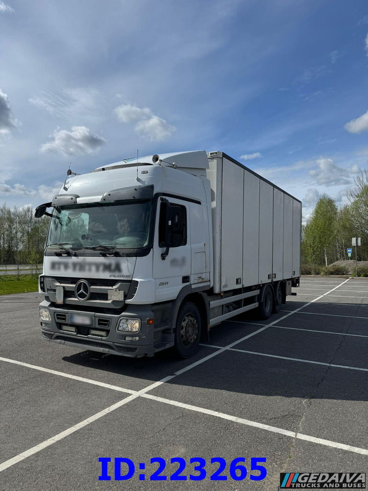 MERCEDES-BENZ Actros 2541 6x2 Retarder Euro5 - Ізотермічна вантажівка: фото 1 MERCEDES-BENZ Actros 2541 6x2 Retarder Euro5 - Ізотермічна вантажівка: фото 1