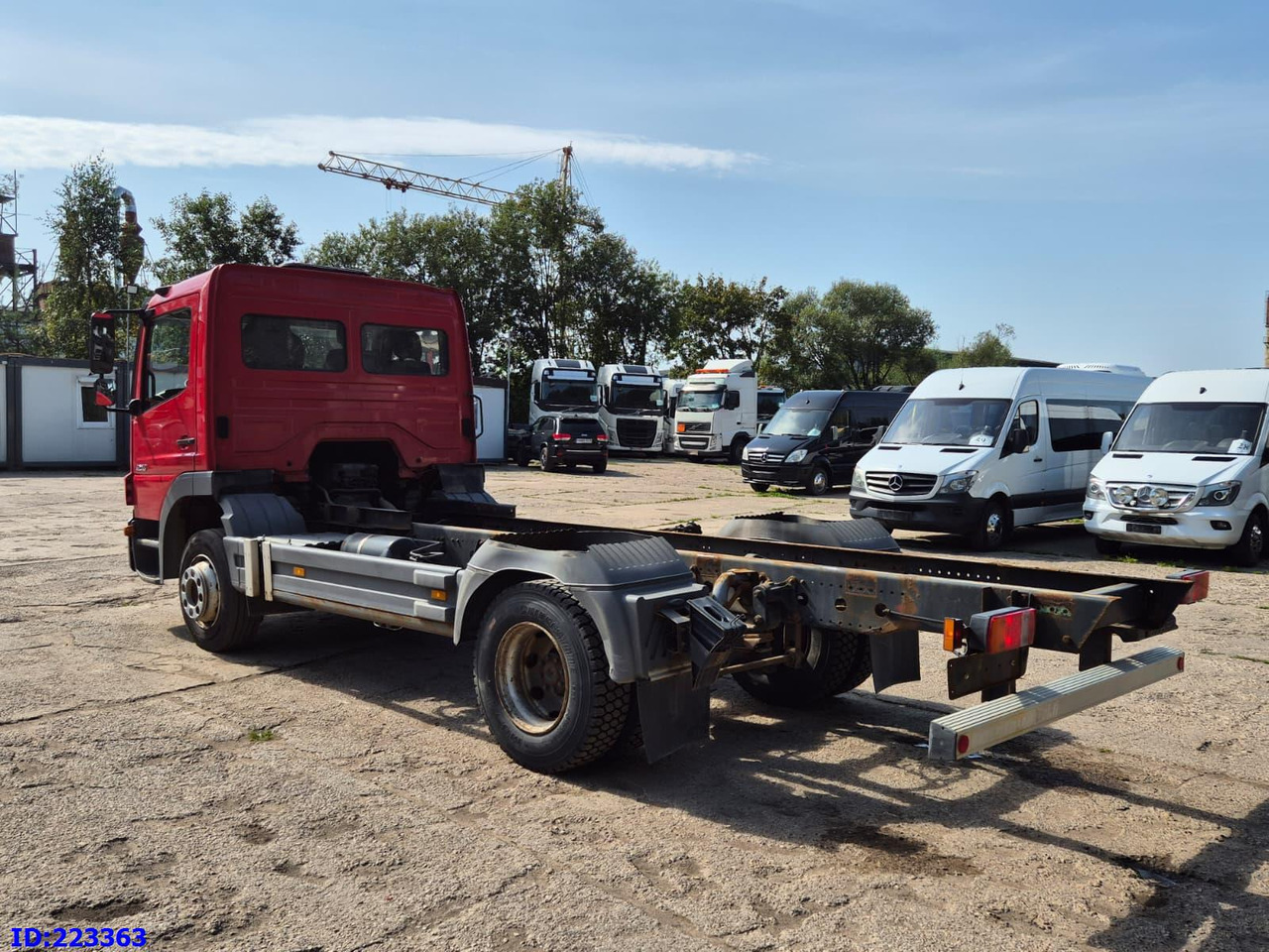 MERCEDES-BENZ Atego 1218 - Full steel - Manual (3 seats) - Вантажівка шасі: фото 4 MERCEDES-BENZ Atego 1218 - Full steel - Manual (3 seats) - Вантажівка шасі: фото 4