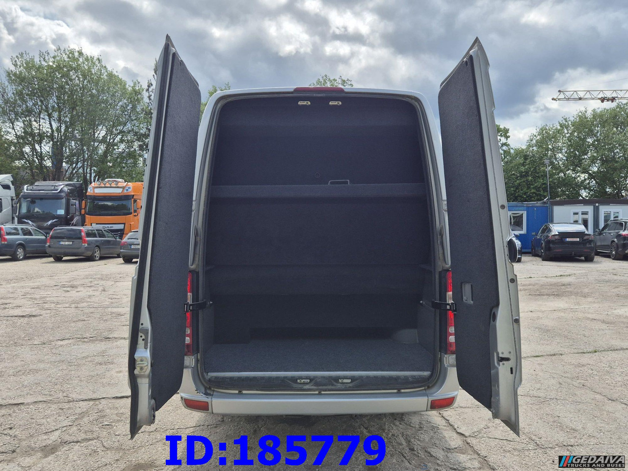 MERCEDES-BENZ Sprinter 316 - VIP - Avestark - Туристичний автобус: фото 5 MERCEDES-BENZ Sprinter 316 - VIP - Avestark - Туристичний автобус: фото 5