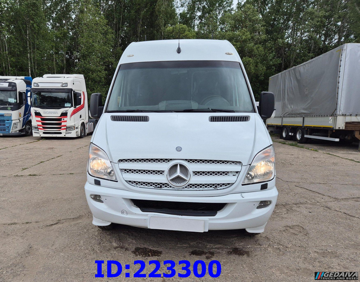 MERCEDES-BENZ Sprinter 518 VIP - 17 Seater - Туристичний автобус: фото 2 MERCEDES-BENZ Sprinter 518 VIP - 17 Seater - Туристичний автобус: фото 2
