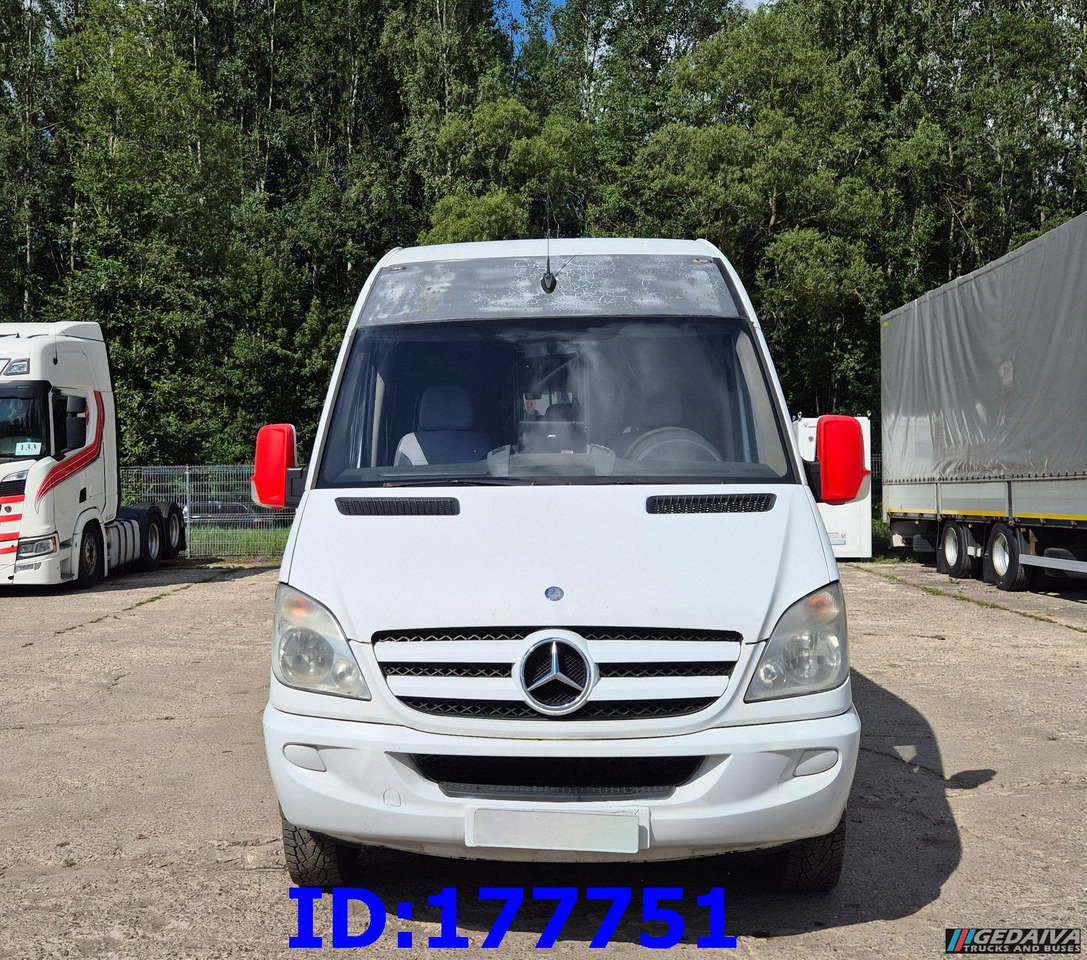 MERCEDES-BENZ Sprinter 518 - VIP - 17-seater - Туристичний автобус: фото 2 MERCEDES-BENZ Sprinter 518 - VIP - 17-seater - Туристичний автобус: фото 2