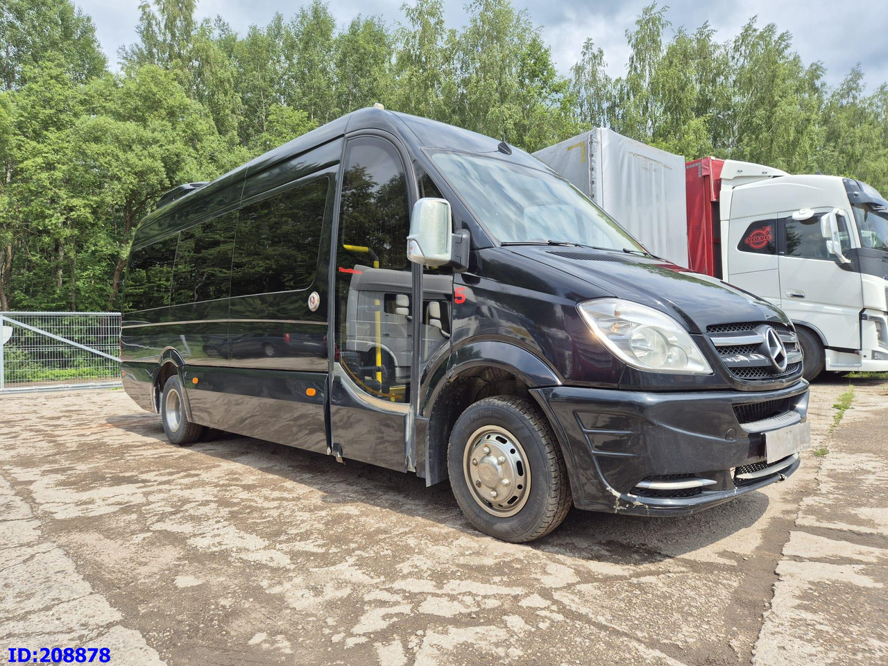 MERCEDES-BENZ Sprinter 519 -VIP- 17 places - Туристичний автобус: фото 4 MERCEDES-BENZ Sprinter 519 -VIP- 17 places - Туристичний автобус: фото 4