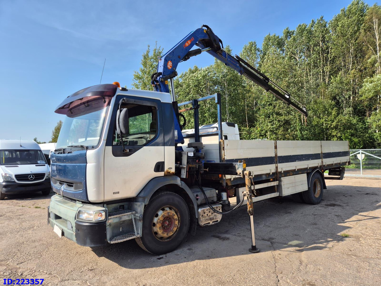 RENAULT Premium 210 4x2 Crane PM - Лісовоз: фото 1 RENAULT Premium 210 4x2 Crane PM - Лісовоз: фото 1