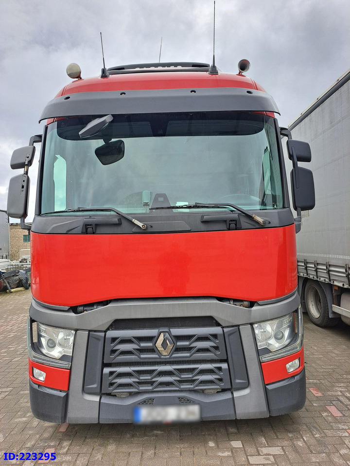 RENAULT T 6x2 Euro 6 Refrigerated + Carrier Supra - Рефрижератор вантажівка: фото 2 RENAULT T 6x2 Euro 6 Refrigerated + Carrier Supra - Рефрижератор вантажівка: фото 2