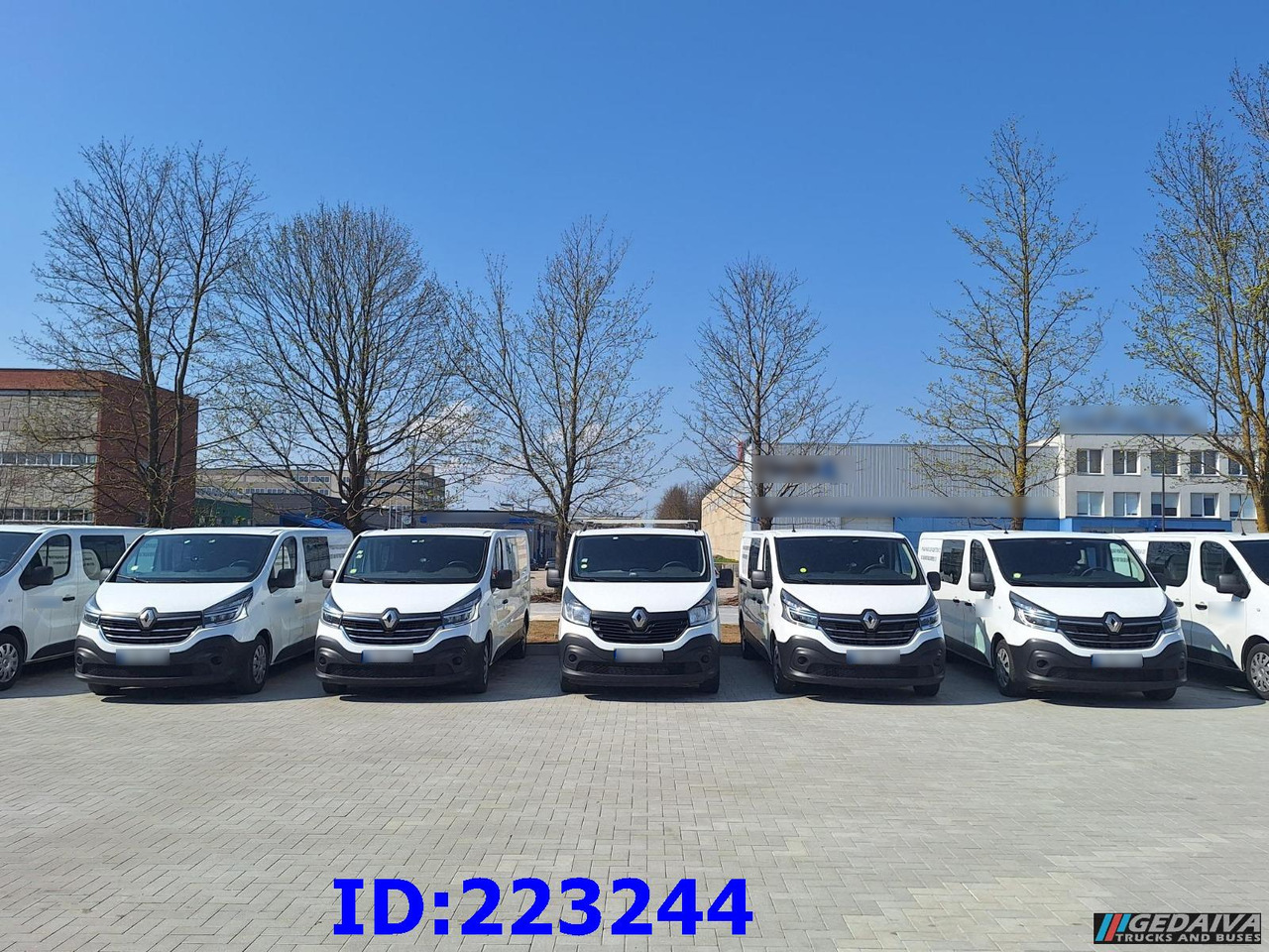 RENAULT Trafic (6pcs. available) - Вантажопасажирський фургон: фото 2 RENAULT Trafic (6pcs. available) - Вантажопасажирський фургон: фото 2