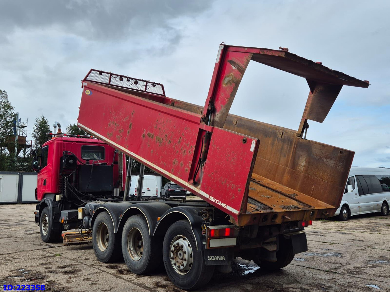 SCANIA R500 8x4 V8 - Самоскид вантажівка: фото 5 SCANIA R500 8x4 V8 - Самоскид вантажівка: фото 5