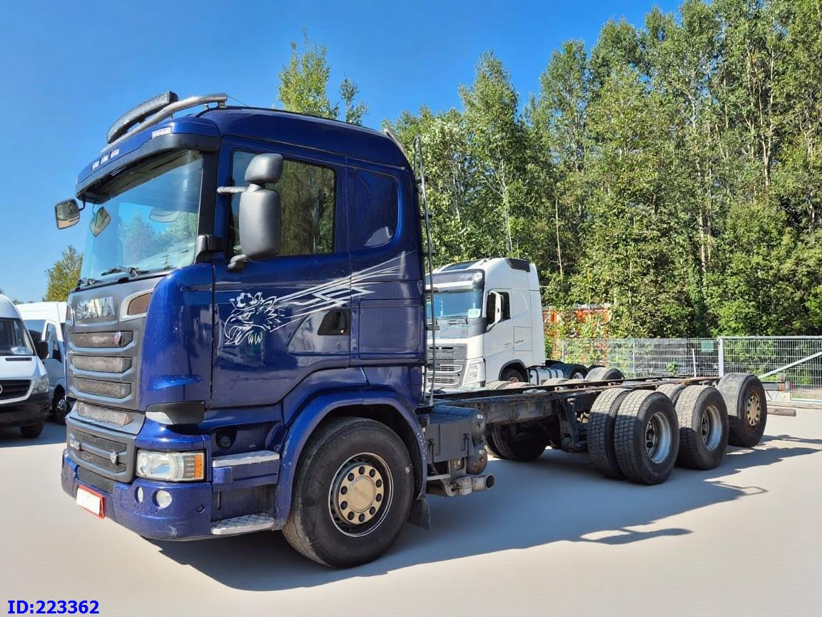 SCANIA R580 8x4 Euro6 Retarder - Вантажівка шасі: фото 1 SCANIA R580 8x4 Euro6 Retarder - Вантажівка шасі: фото 1