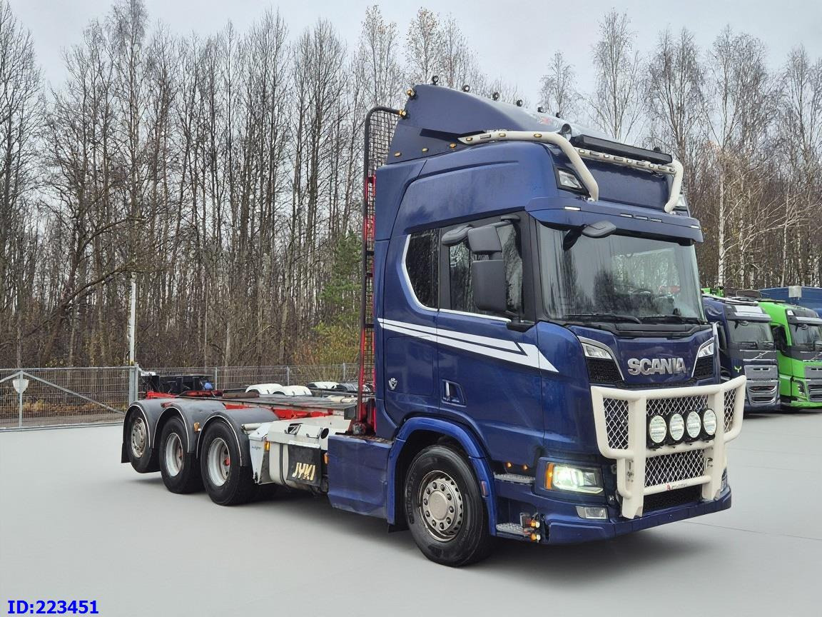 SCANIA R650 Full air 8x4 Steering axle (3 pedal) - Вантажівка шасі: фото 4 SCANIA R650 Full air 8x4 Steering axle (3 pedal) - Вантажівка шасі: фото 4
