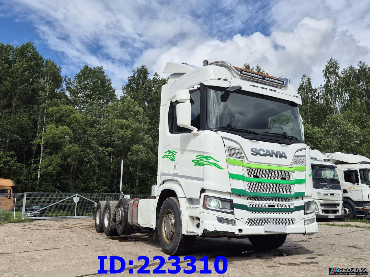 SCANIA R650 V8 8x4 BIG AXLES - Вантажівка шасі: фото 4 SCANIA R650 V8 8x4 BIG AXLES - Вантажівка шасі: фото 4