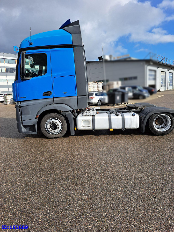 MERCEDES-BENZ Actros 1842 - Mega - Euro6 - Тягач: фото 4 MERCEDES-BENZ Actros 1842 - Mega - Euro6 - Тягач: фото 4