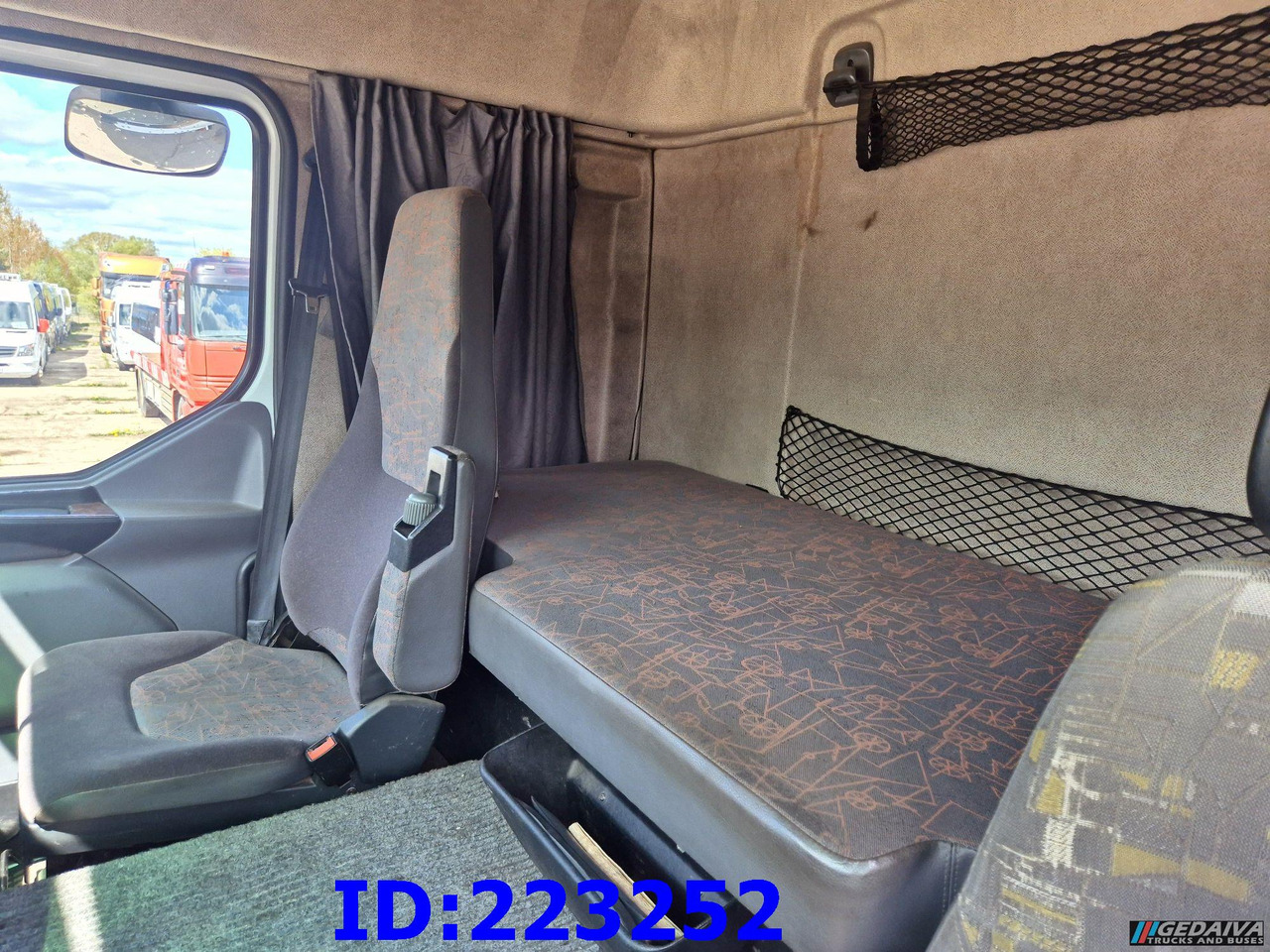Тягач RENAULT 420 6x2 Manual: фото 21
