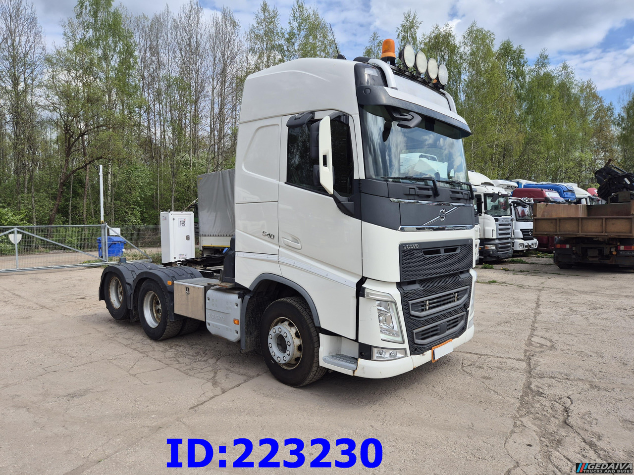 VOLVO FH13 540HP 6x2 (10 tyre) - Тягач: фото 3 VOLVO FH13 540HP 6x2 (10 tyre) - Тягач: фото 3