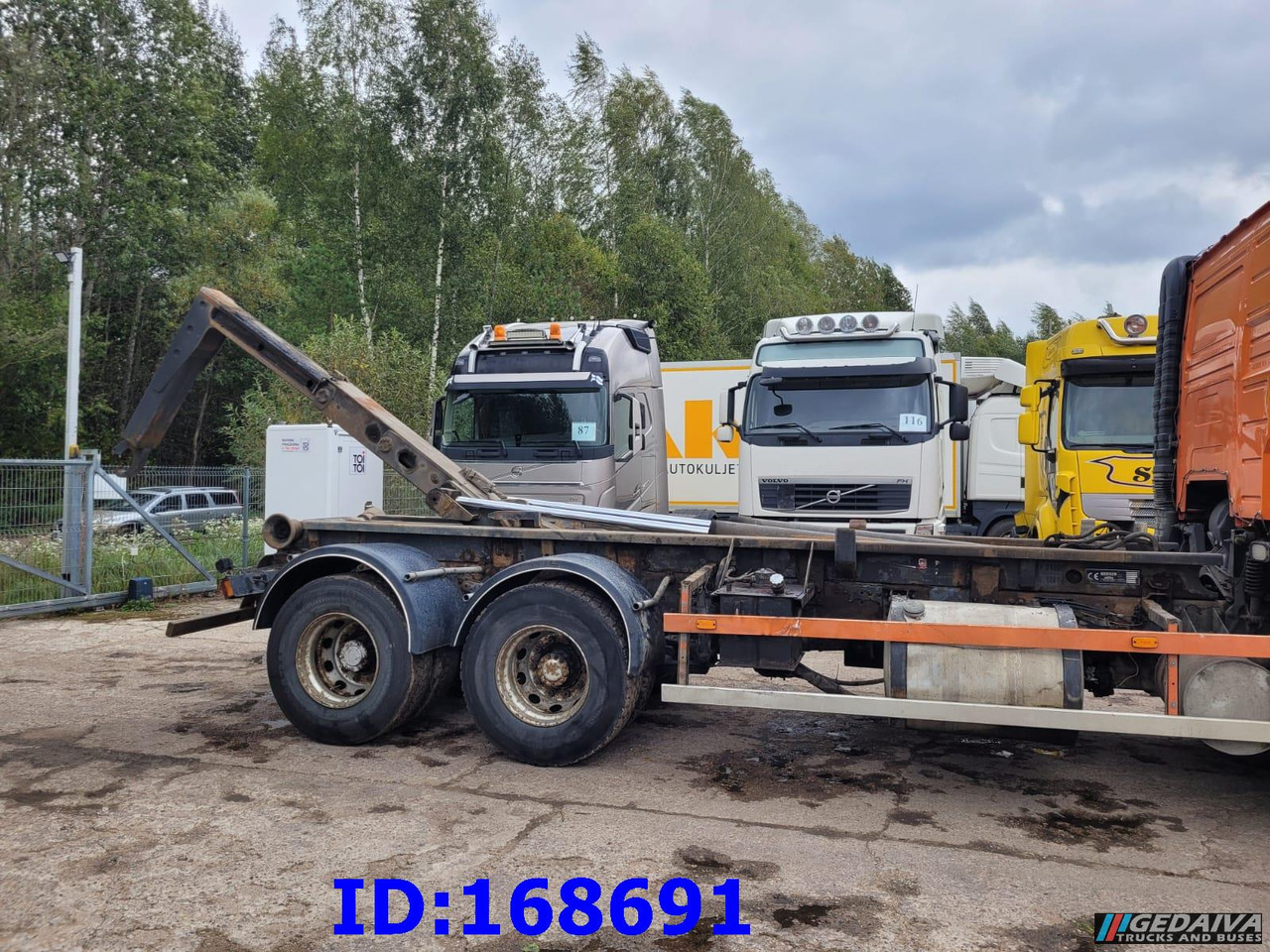 VOLVO FH12 380HP 6x2 10tyre Hook Tipper - Гаковий мультиліфт вантажівка: фото 5 VOLVO FH12 380HP 6x2 10tyre Hook Tipper - Гаковий мультиліфт вантажівка: фото 5