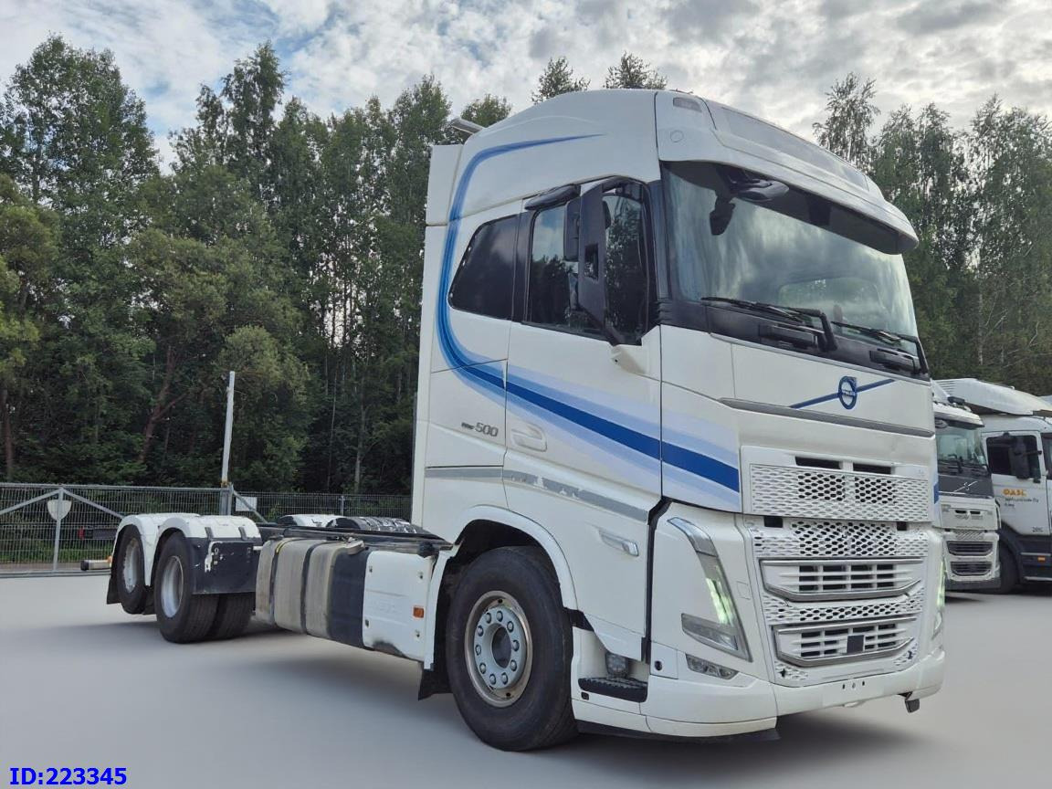 VOLVO FH13 500HP 6x2 10 tyre - New generation - Вантажівка шасі: фото 1 VOLVO FH13 500HP 6x2 10 tyre - New generation - Вантажівка шасі: фото 1