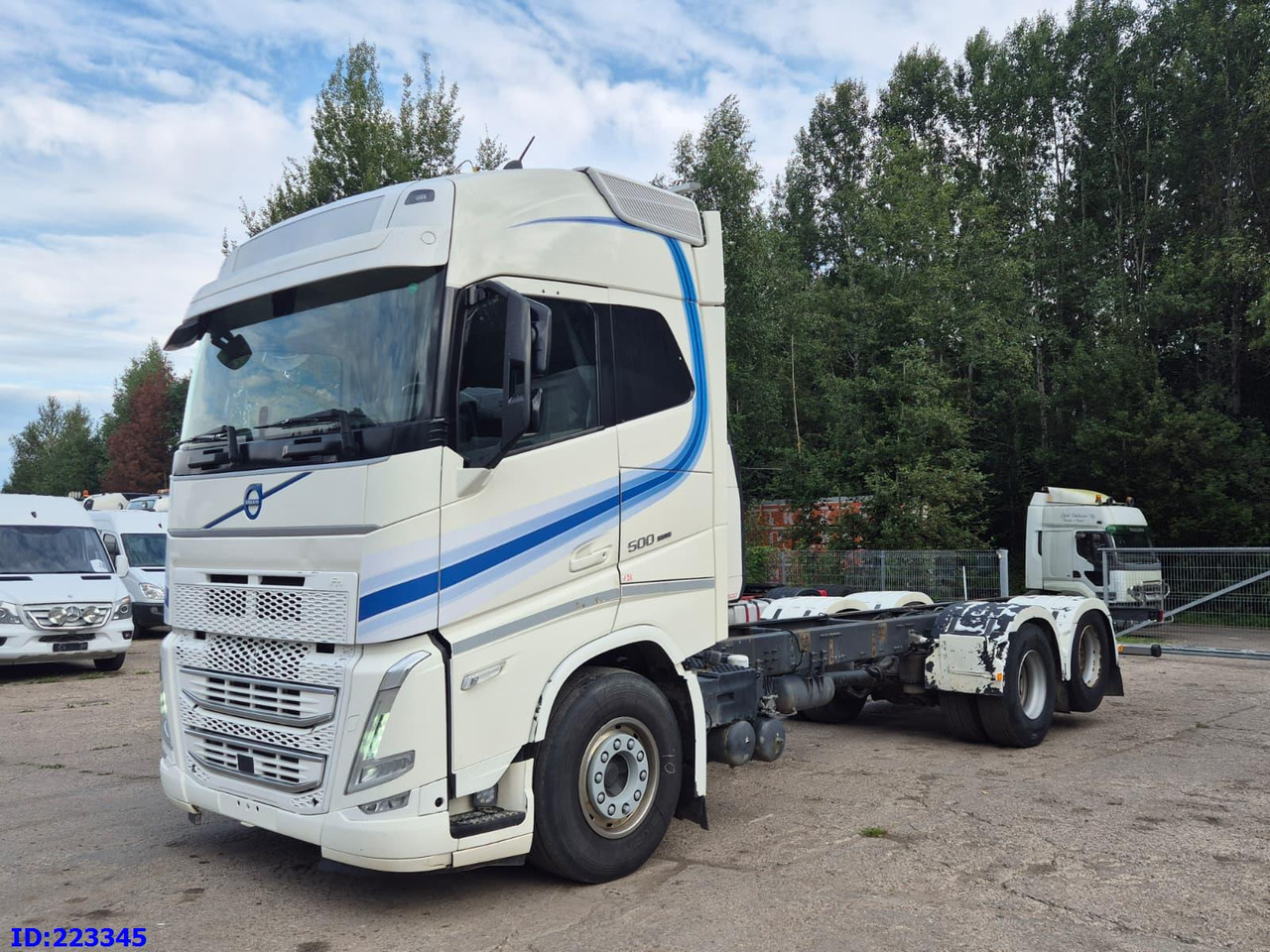 VOLVO FH13 500HP 6x2 10 tyre - New generation - Вантажівка шасі: фото 1 VOLVO FH13 500HP 6x2 10 tyre - New generation - Вантажівка шасі: фото 1