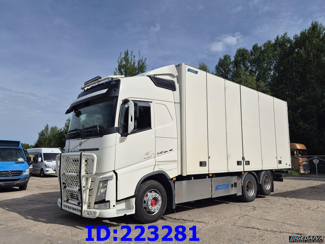 VOLVO FH13 540HP 6x2 (10 tyre) Euro6 - Ізотермічна вантажівка: фото 1 VOLVO FH13 540HP 6x2 (10 tyre) Euro6 - Ізотермічна вантажівка: фото 1