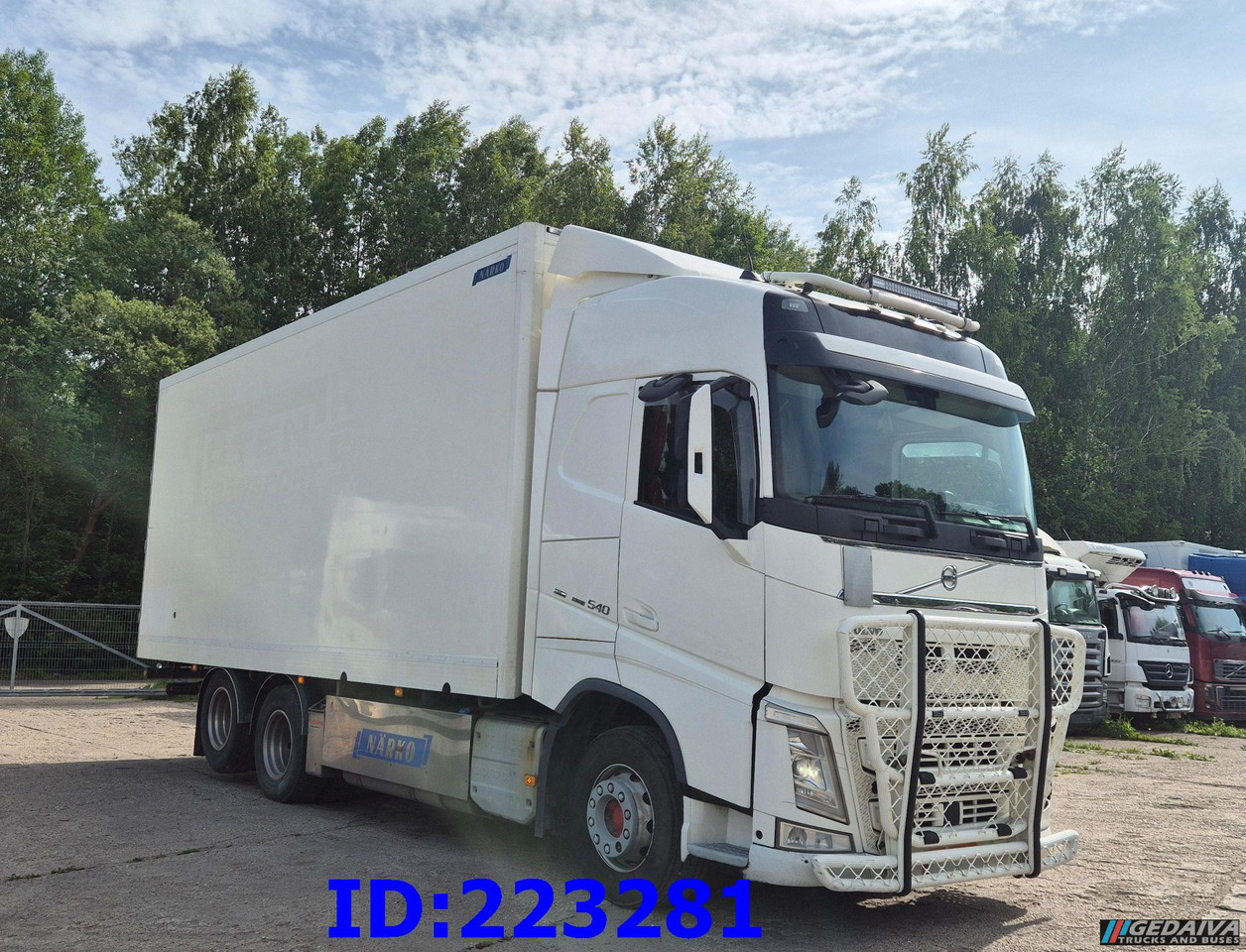 VOLVO FH13 540HP 6x2 (10 tyre) Euro6 - Ізотермічна вантажівка: фото 4 VOLVO FH13 540HP 6x2 (10 tyre) Euro6 - Ізотермічна вантажівка: фото 4