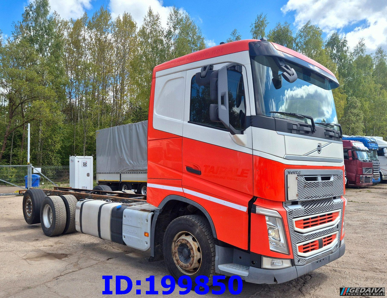 VOLVO FH13 540HP 6x2 Euro6 - Вантажівка шасі: фото 3 VOLVO FH13 540HP 6x2 Euro6 - Вантажівка шасі: фото 3