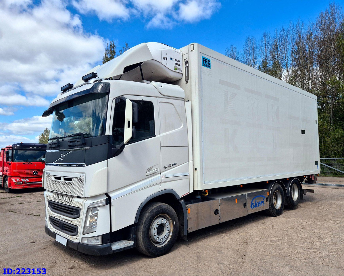VOLVO FH13 540HP 6x2 FRC Thermoking - Рефрижератор вантажівка: фото 1 VOLVO FH13 540HP 6x2 FRC Thermoking - Рефрижератор вантажівка: фото 1