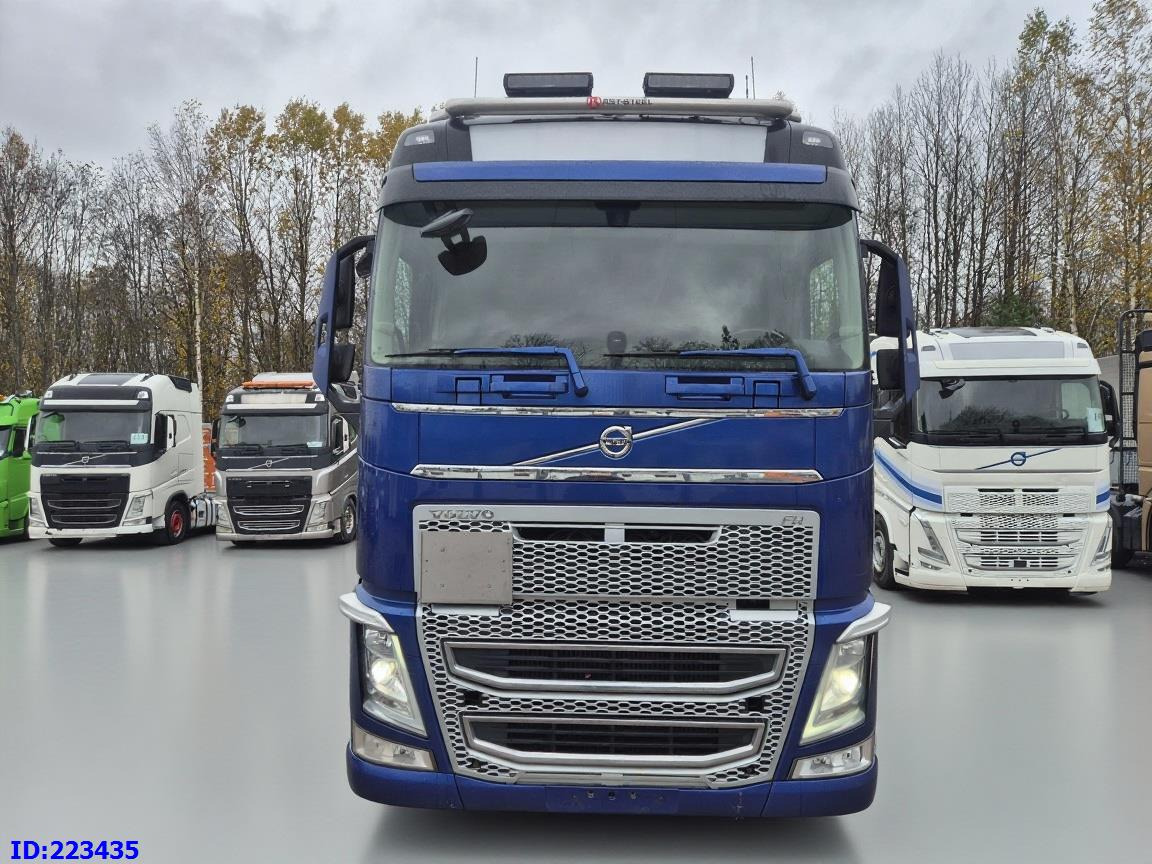 VOLVO FH13 540HP 8x4 (steering axle) - Вантажівка шасі: фото 2 VOLVO FH13 540HP 8x4 (steering axle) - Вантажівка шасі: фото 2