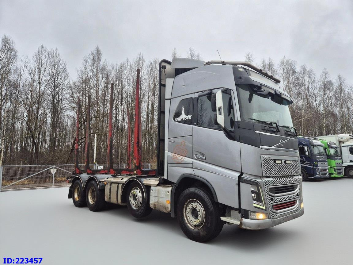 VOLVO FH16 750HP 8x4 Big axles - Лісовоз: фото 4 VOLVO FH16 750HP 8x4 Big axles - Лісовоз: фото 4