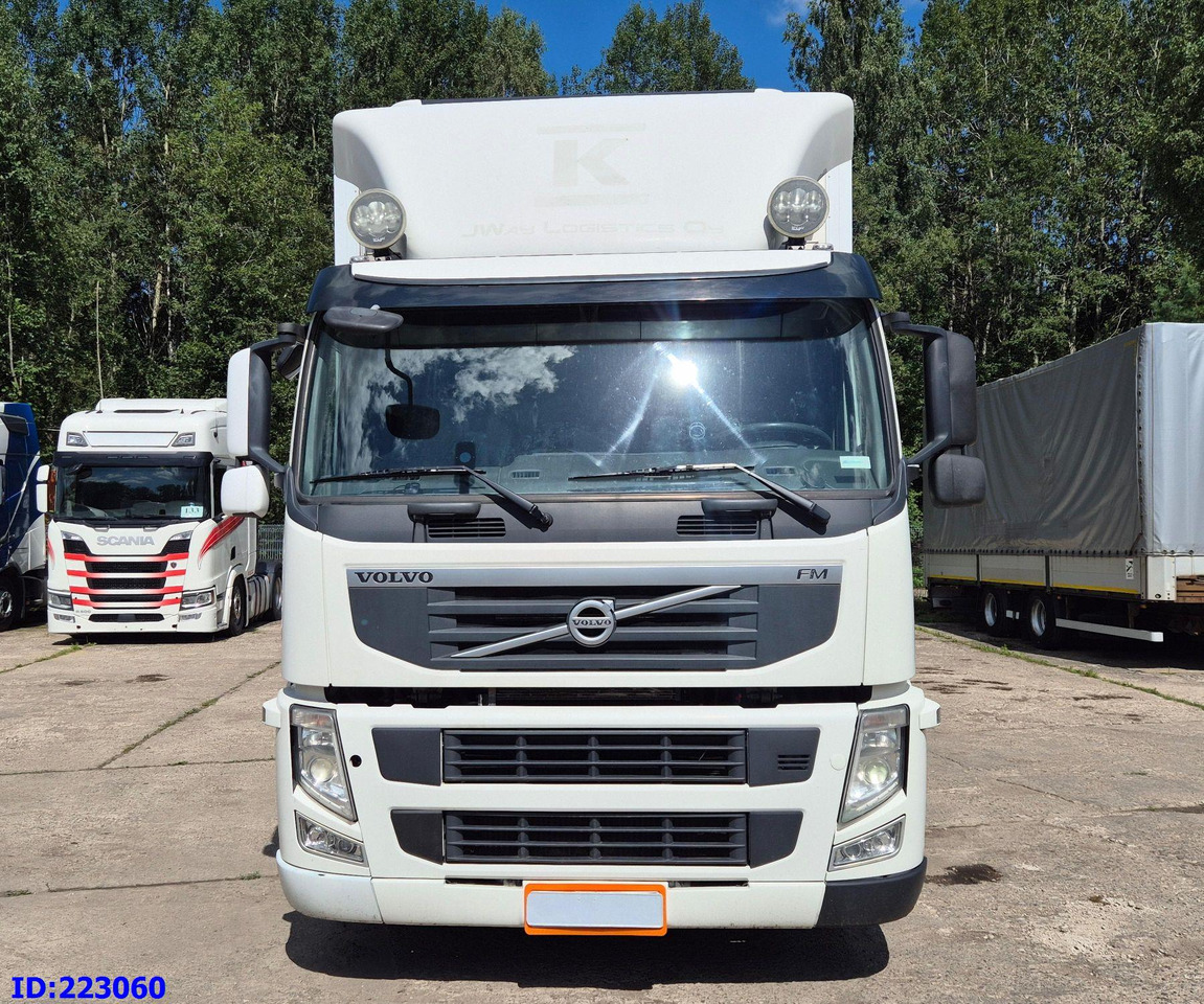 VOLVO FM 410HP - 6X2 - Euro5 -Steering axle - Рефрижератор вантажівка: фото 2 VOLVO FM 410HP - 6X2 - Euro5 -Steering axle - Рефрижератор вантажівка: фото 2