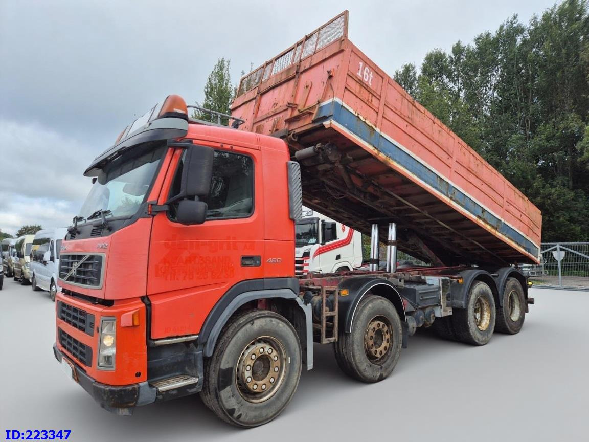 VOLVO FM12 420HP 8X4 Manual - Самоскид вантажівка: фото 1 VOLVO FM12 420HP 8X4 Manual - Самоскид вантажівка: фото 1