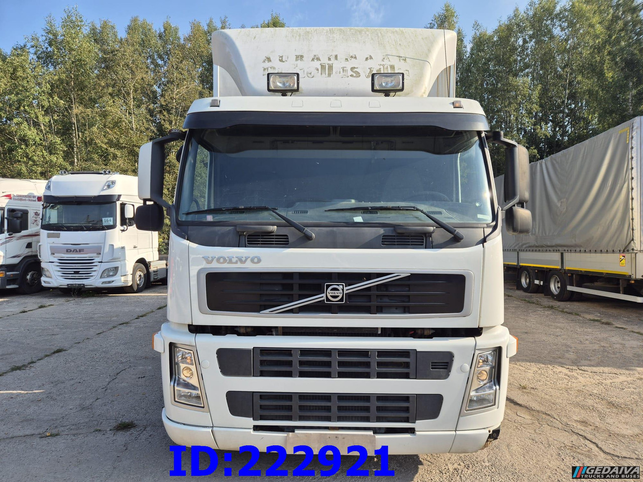 VOLVO FM9 260HP - Вантажівка з закритим кузовом: фото 2 VOLVO FM9 260HP - Вантажівка з закритим кузовом: фото 2