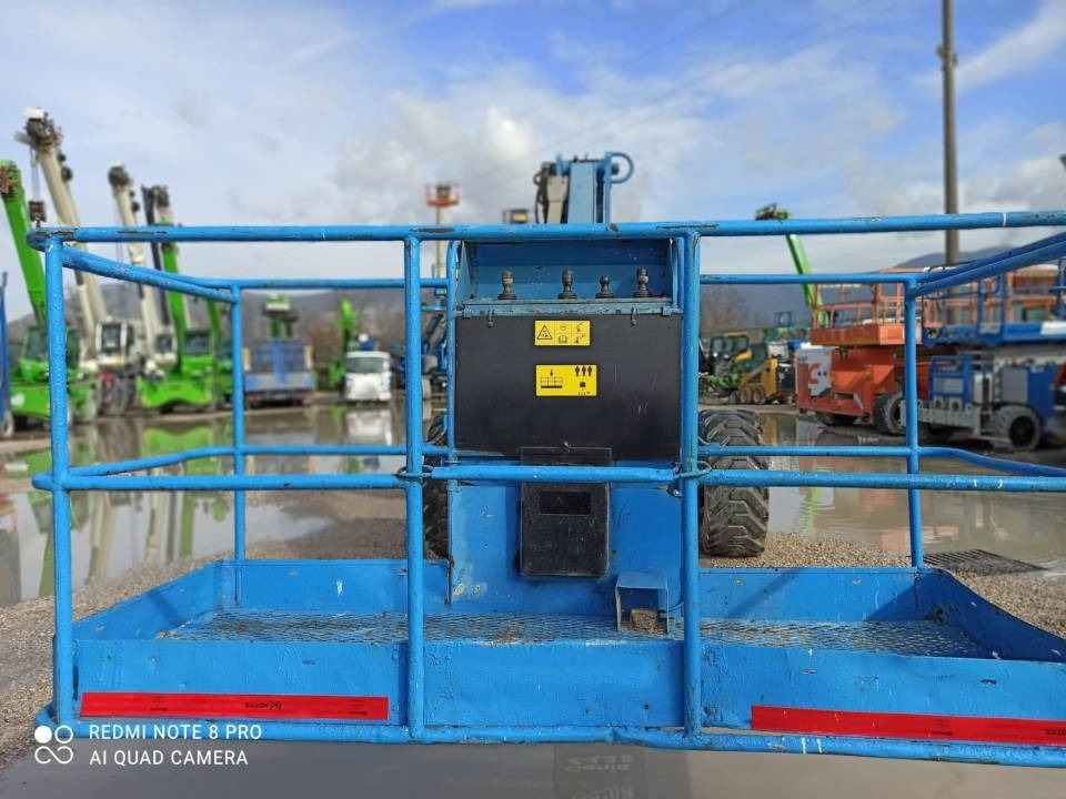 Колінчастий підйомник Genie Z 135/70: фото 16 Колінчастий підйомник Genie Z 135/70: фото 16