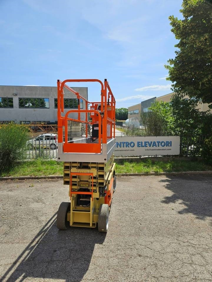 JLG 2630 ES - Ножичний підйомник: фото 3 JLG 2630 ES - Ножичний підйомник: фото 3