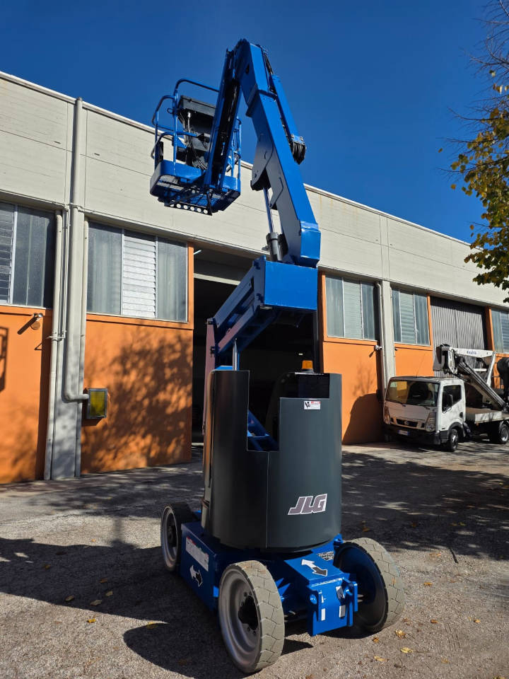 JLG E 300 AJP - Колінчастий підйомник: фото 4 JLG E 300 AJP - Колінчастий підйомник: фото 4