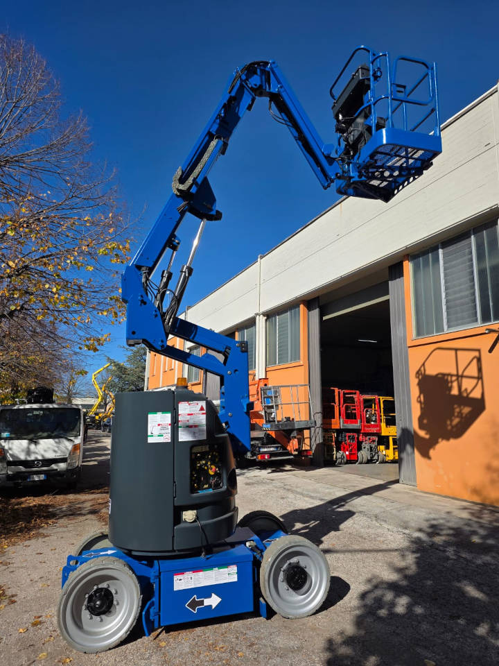 JLG E 300 AJP - Колінчастий підйомник: фото 5 JLG E 300 AJP - Колінчастий підйомник: фото 5