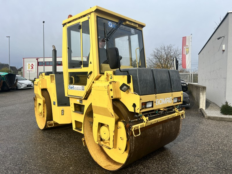 Bomag BW 151 AD-2 (111297) - Дорожній каток: фото 5 Bomag BW 151 AD-2 (111297) - Дорожній каток: фото 5