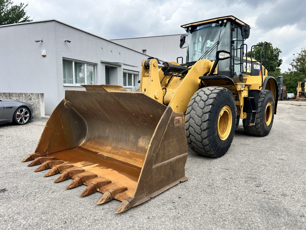 Caterpillar 950 Millionen (111642) - Колісний навантажувач: фото 2 Caterpillar 950 Millionen (111642) - Колісний навантажувач: фото 2