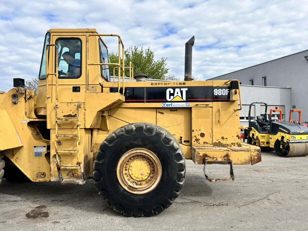 Caterpillar 980 F (111447) - Колісний навантажувач: фото 2 Caterpillar 980 F (111447) - Колісний навантажувач: фото 2