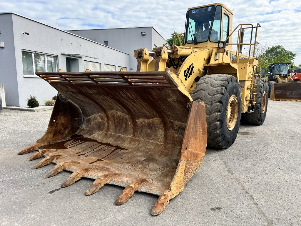Caterpillar 980 F (111447) - Колісний навантажувач: фото 3 Caterpillar 980 F (111447) - Колісний навантажувач: фото 3